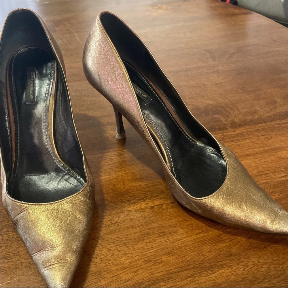 D&G Dolce and Gabbana Pump Pointed Toe Heels